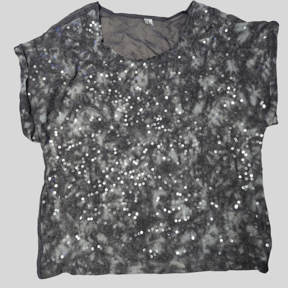 *Studio Y Silver Sequin Blouse Medium - Picture 1 of 4